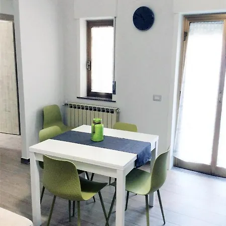 Brevi Vacanze A Apartament Brolo